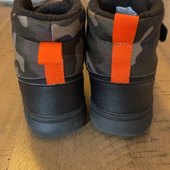 Polo Ralph Lauren toddler snow boots - Picture 3 of 7